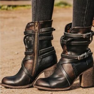 Freebird Baker Black and Brown Heeled women’s Boots Size 8